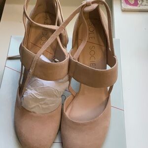 Sole Society Tan Heels Classic Design